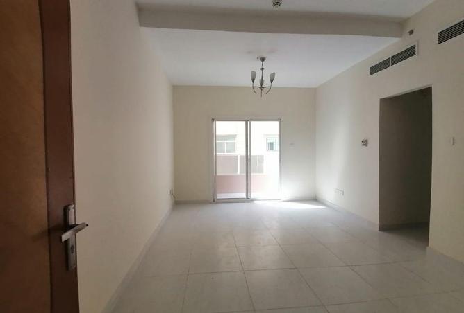 74241605 - Property Main Image