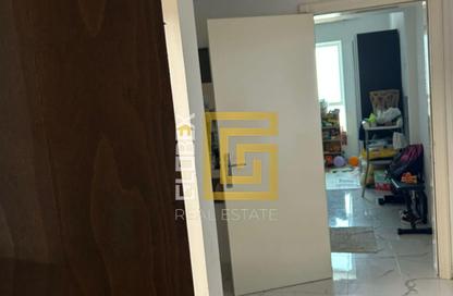 Apartment - 2 Bedrooms - 3 Bathrooms for sale in Oasis Tower - Al Rashidiya 1 - Al Rashidiya - Ajman