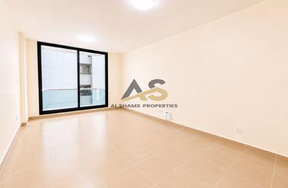 Apartment - Studio - 1 Bathroom for rent in Golden Sands 6 - Al Mankhool - Bur Dubai - Dubai Apartment - Studio - 1 Bathroom for rent in Golden Sands 6 - Al Mankhool - Bur Dubai - Dubai