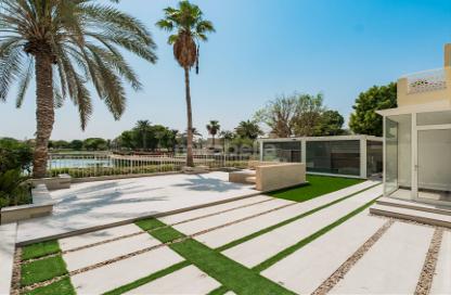 Villa - 5 - 6 for rent in Meadows 2 - Meadows - Dubai