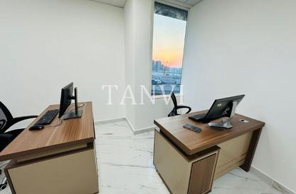 Office Space - Studio - 1 for rent in Fatima Mohammad Ahmad Bin Suleiman Building - Al Raffa - Bur Dubai - Dubai