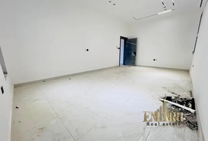 150027937 - Property Image 3