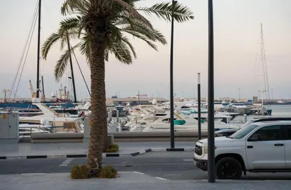 Apartment - 1 Bedroom - 1 Bathroom for sale in Seagate Building 2 - Seagate - Mina Rashid - Dubai