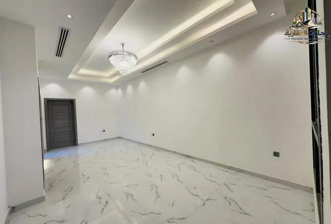 145965579 - Property Image 2
