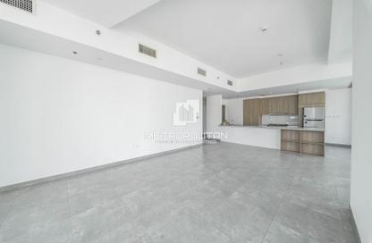Apartment - 2 Bedrooms - 4 Bathrooms for sale in Stella Maris - Dubai Marina - Dubai