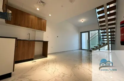 شقة - 2 غرف نوم - 2 حمامات للايجار في الواحة 1 - مساكن الواحه - مدينة مصدر - أبوظبي شقة - 2 غرف نوم - 2 حمامات للايجار في الواحة 1 - مساكن الواحه - مدينة مصدر - أبوظبي