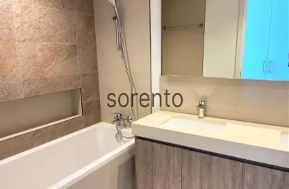 Apartment - 2 Bedrooms - 3 Bathrooms for rent in Downtown Views II - Downtown Dubai - Dubai