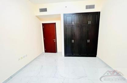Apartment - 2 Bedrooms - 2 Bathrooms for rent in Muwailih Building - Muwaileh - Sharjah