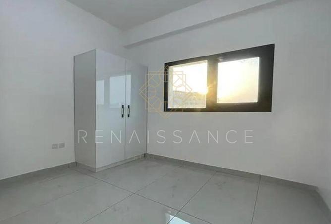 54950676 - صورة العقار 2