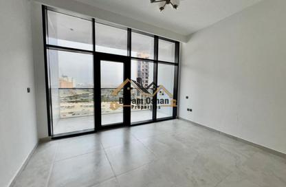 Apartment - 2 Bedrooms - 3 Bathrooms for rent in Sama Al Jaddaf - Al Jaddaf - Dubai