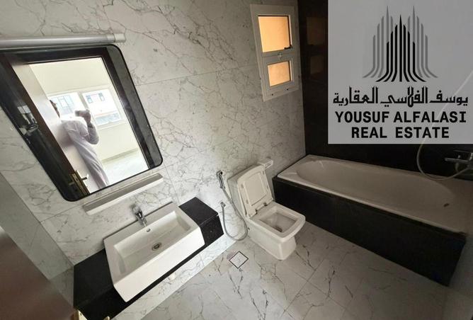 70282007 - Property Image 2