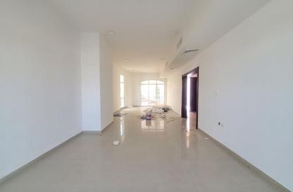 Villa - 4 - 6 for rent in Mohamed Bin Zayed Centre - Mohamed Bin Zayed City - Abu Dhabi Villa - 4 - 6 for rent in Mohamed Bin Zayed Centre - Mohamed Bin Zayed City - Abu Dhabi