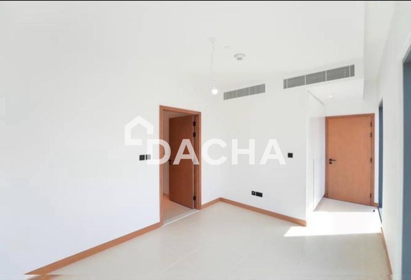 Unfurnished | Prime Location | Modern Living photo 12