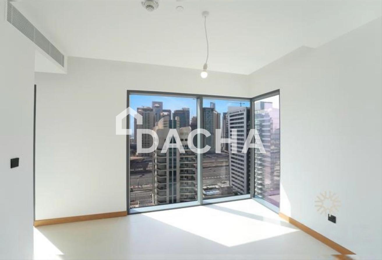 Unfurnished | Prime Location | Modern Living photo 8