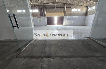 Warehouse - Studio - 1 for rent in Ras Al Khor Industrial 2 - Ras Al Khor - Dubai