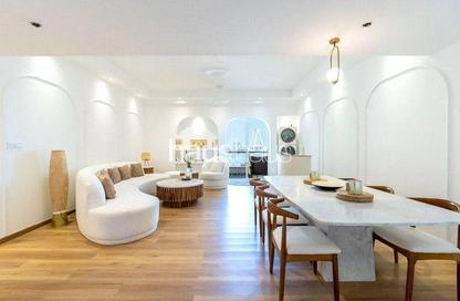 Apartment - 3 Bedrooms - 4 Bathrooms for sale in Bahar 2 - Bahar - Jumeirah Beach Residence - Dubai