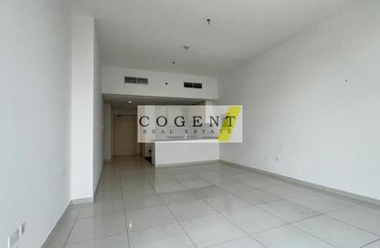 Apartment - 2 - 3 for rent in Golf Vista 2 - Golf Vista - Golf Town - Damac Hills - Dubai