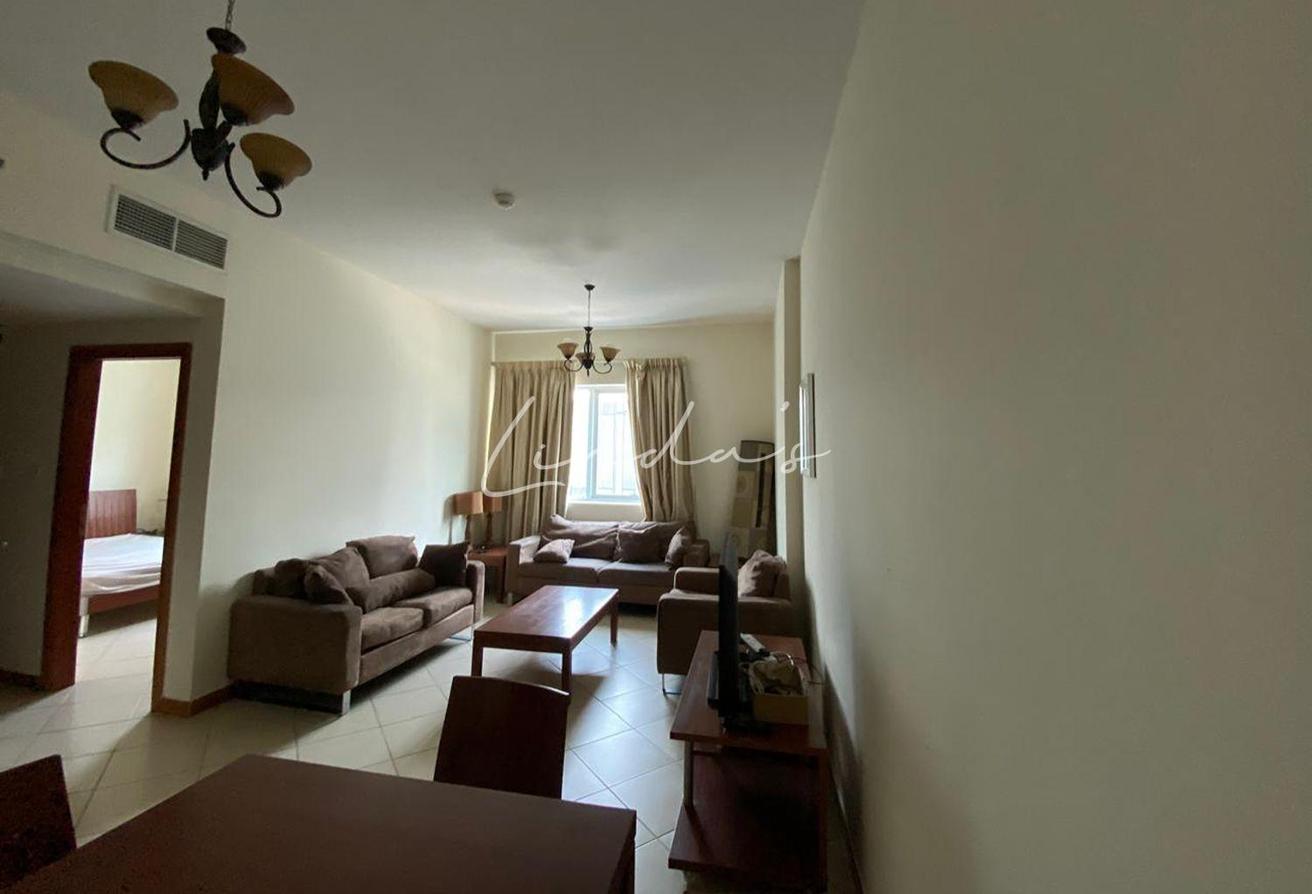 Boulevard View | Furnished | Next to Metro photo 2