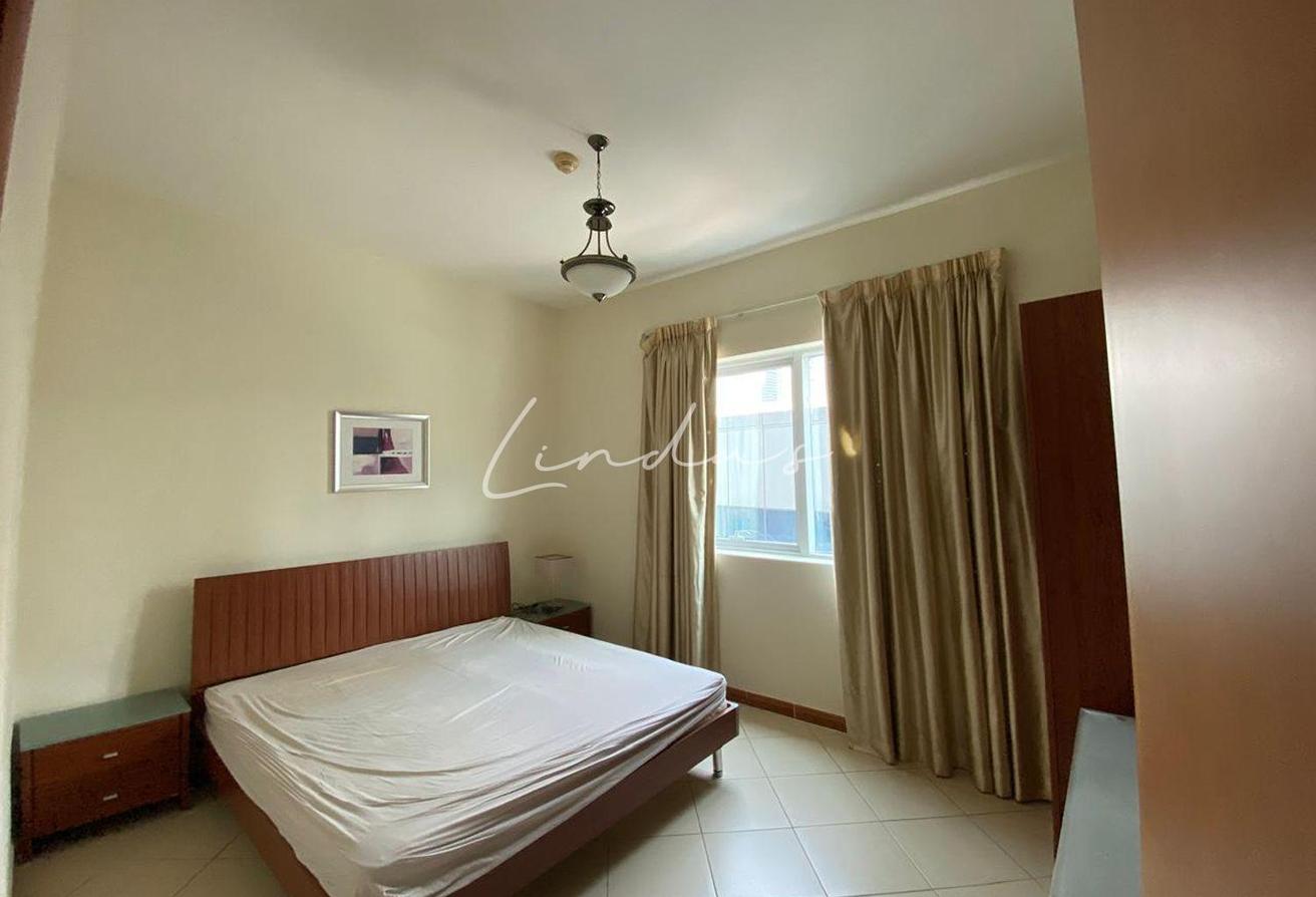 Boulevard View | Furnished | Next to Metro photo 8