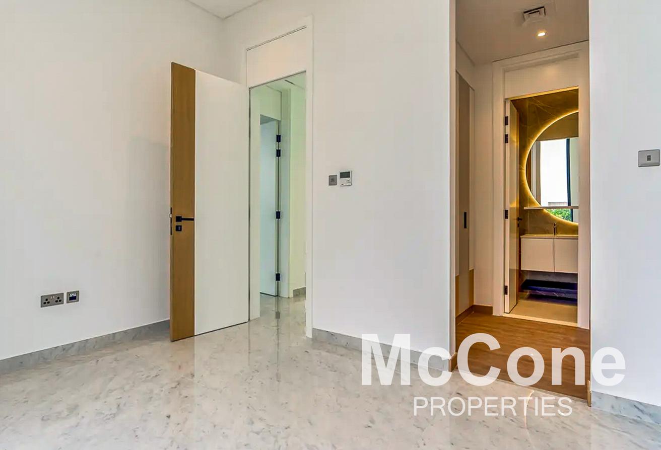 Lagoon View | Private Pool | Vacant Soon photo 10