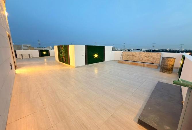 80692313 - Property Image 3