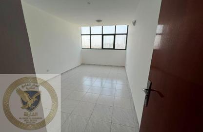 Apartment - 3 Bedrooms - 2 Bathrooms for rent in Zayd Bin Aslam Street - Abu shagara - Sharjah