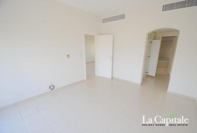 67820435 - Property Image 3