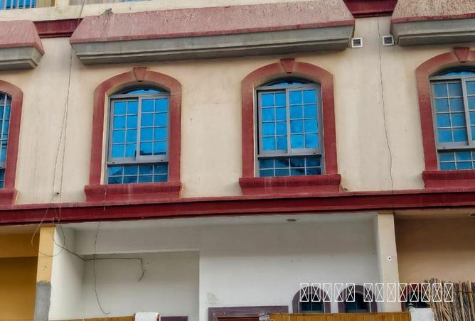 81113117 - Property Image 3