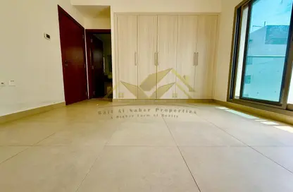 Apartment - 1 Bedroom - 2 Bathrooms for rent in Jumeirah Garden City - Al Satwa - Dubai