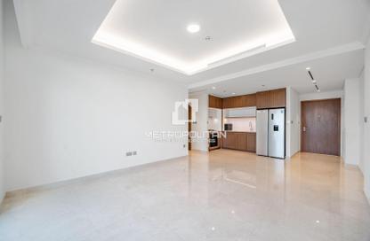 Apartment - 2 Bedrooms - 2 Bathrooms for sale in Palace Beach Residence Tower 2 - Palace Beach Residence - EMAAR Beachfront - Dubai Harbour - Dubai