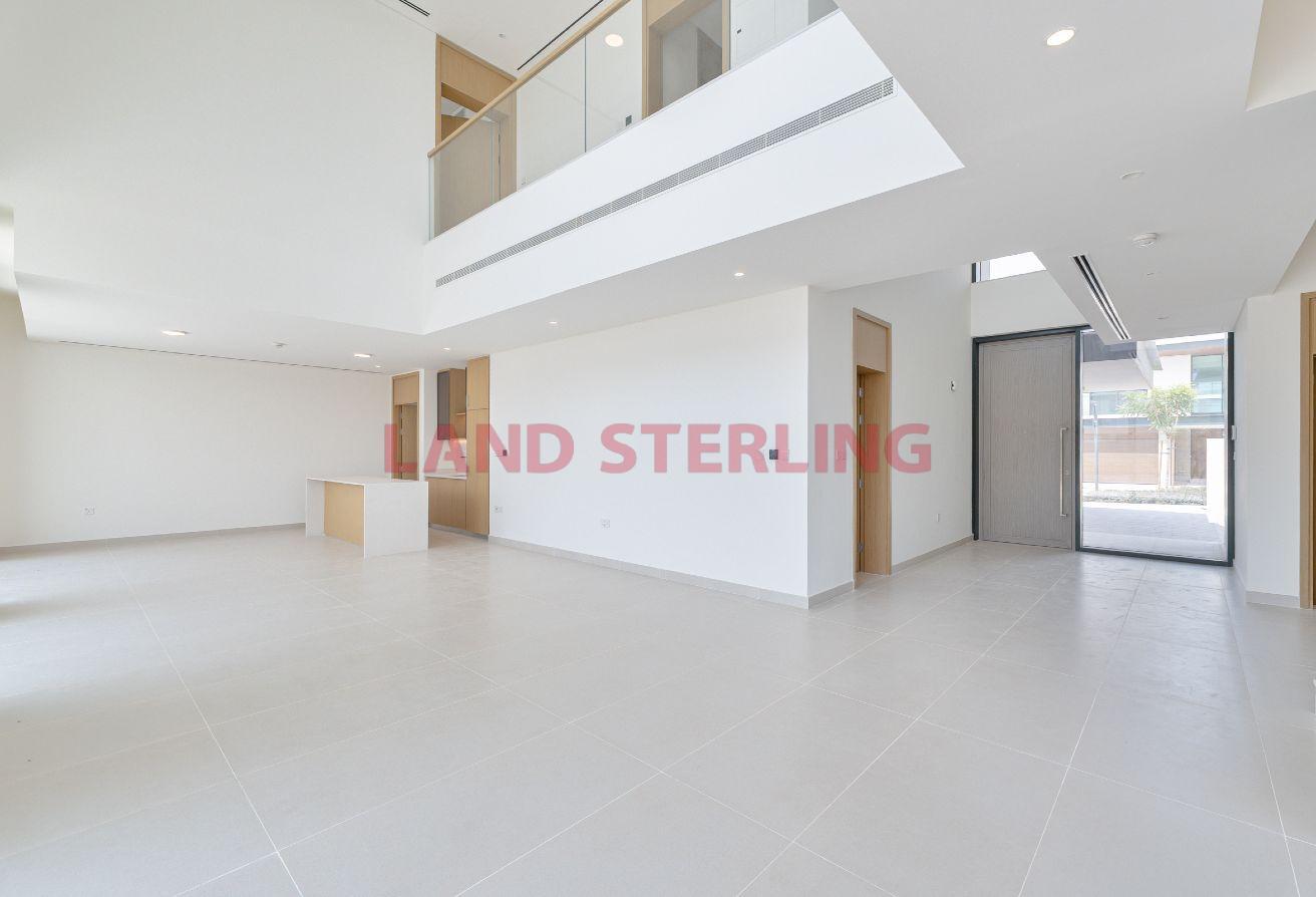 Brand New | Corner Plot I Standalone Villa photo 3