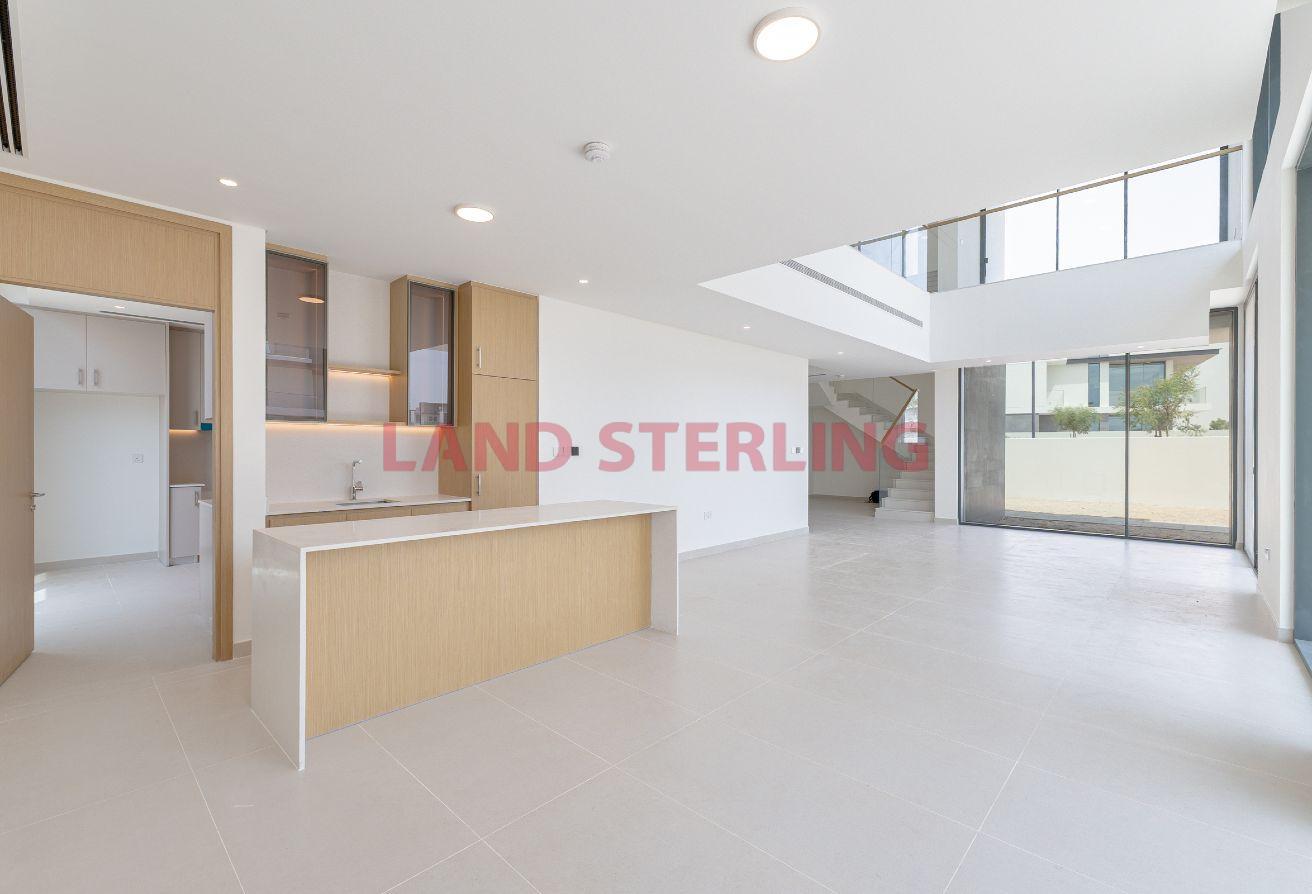 Brand New | Corner Plot I Standalone Villa photo 4