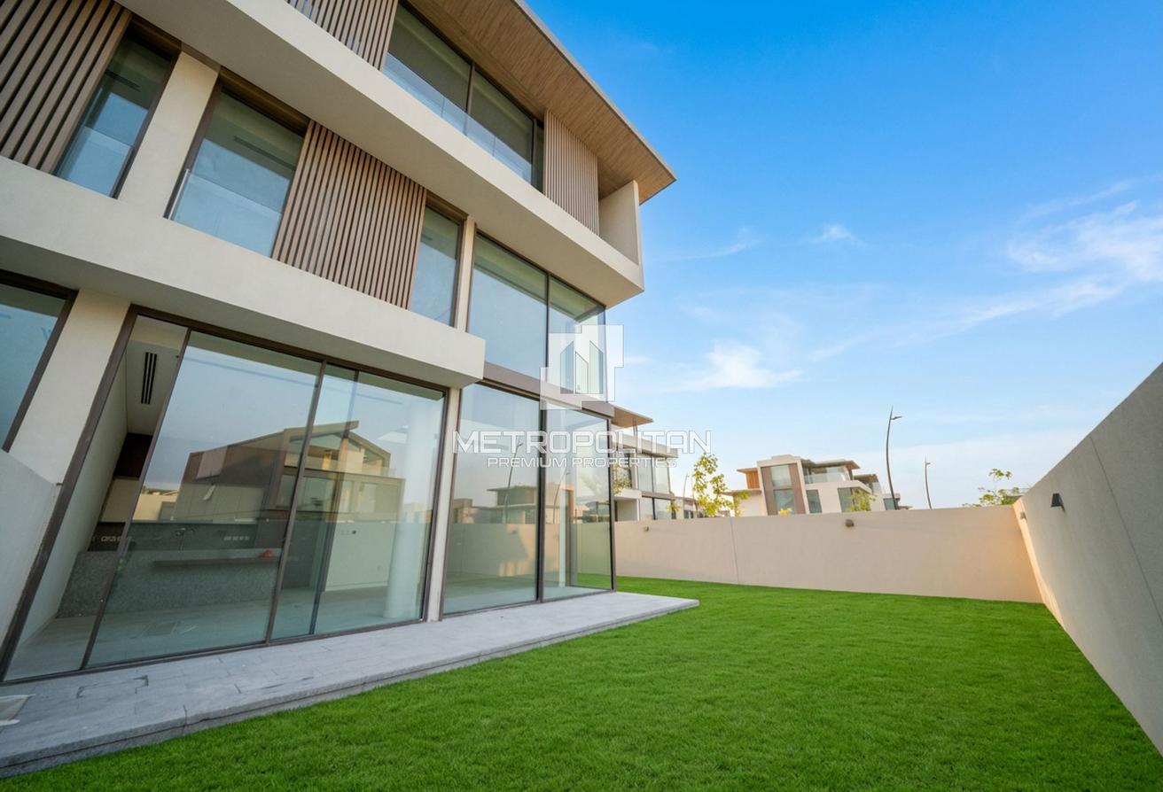 3 BR+Family Room|Ready Soon|Single Row|SD G+2 photo 7
