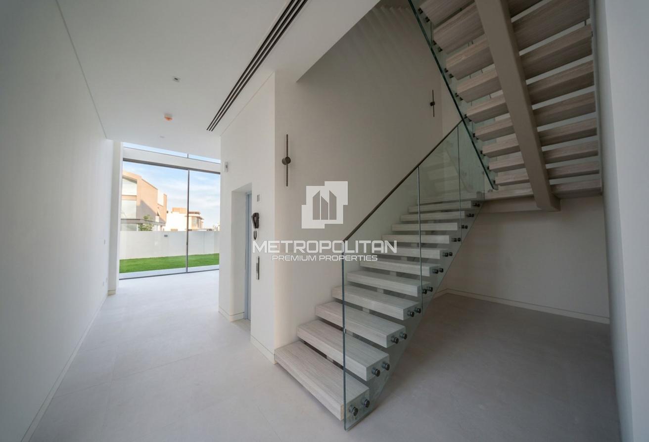 3 BR+Family Room|Ready Soon|Single Row|SD G+2 photo 8
