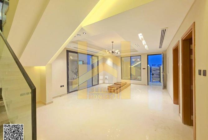 73160984 - Property Image 3