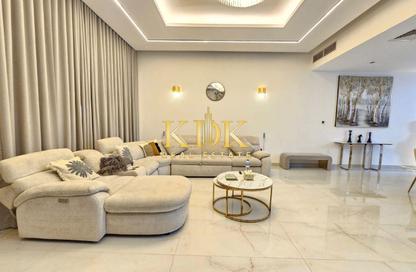 Villa - 4 Bedrooms - 5 Bathrooms for rent in Westar Vista - District 13 - Jumeirah Village Circle - Dubai Villa - 4 Bedrooms - 5 Bathrooms for rent in Westar Vista - District 13 - Jumeirah Village Circle - Dubai