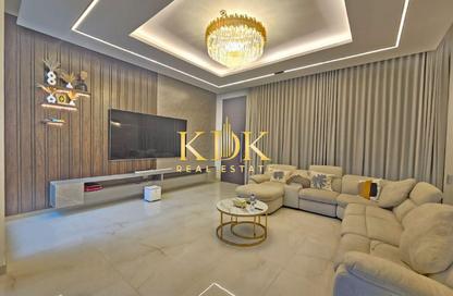 Villa - 4 Bedrooms - 5 Bathrooms for rent in Westar Vista - District 13 - Jumeirah Village Circle - Dubai Villa - 4 Bedrooms - 5 Bathrooms for rent in Westar Vista - District 13 - Jumeirah Village Circle - Dubai