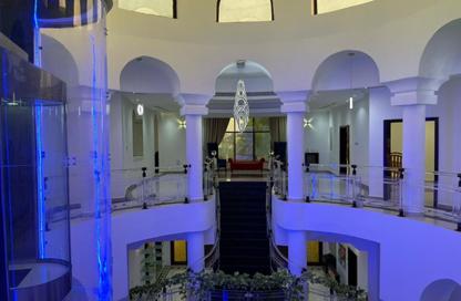Villa - 7+ - 7+ for rent in Sector E - Emirates Hills - Dubai Villa - 7+ - 7+ for rent in Sector E - Emirates Hills - Dubai