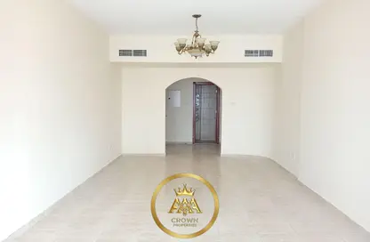 Apartment - 3 Bedrooms - 3 Bathrooms for rent in New Al Taawun Road - Al Taawun - Sharjah