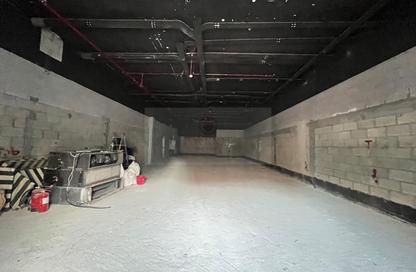 Shop - Studio for rent in Al Barsha 1 - Al Barsha - Dubai