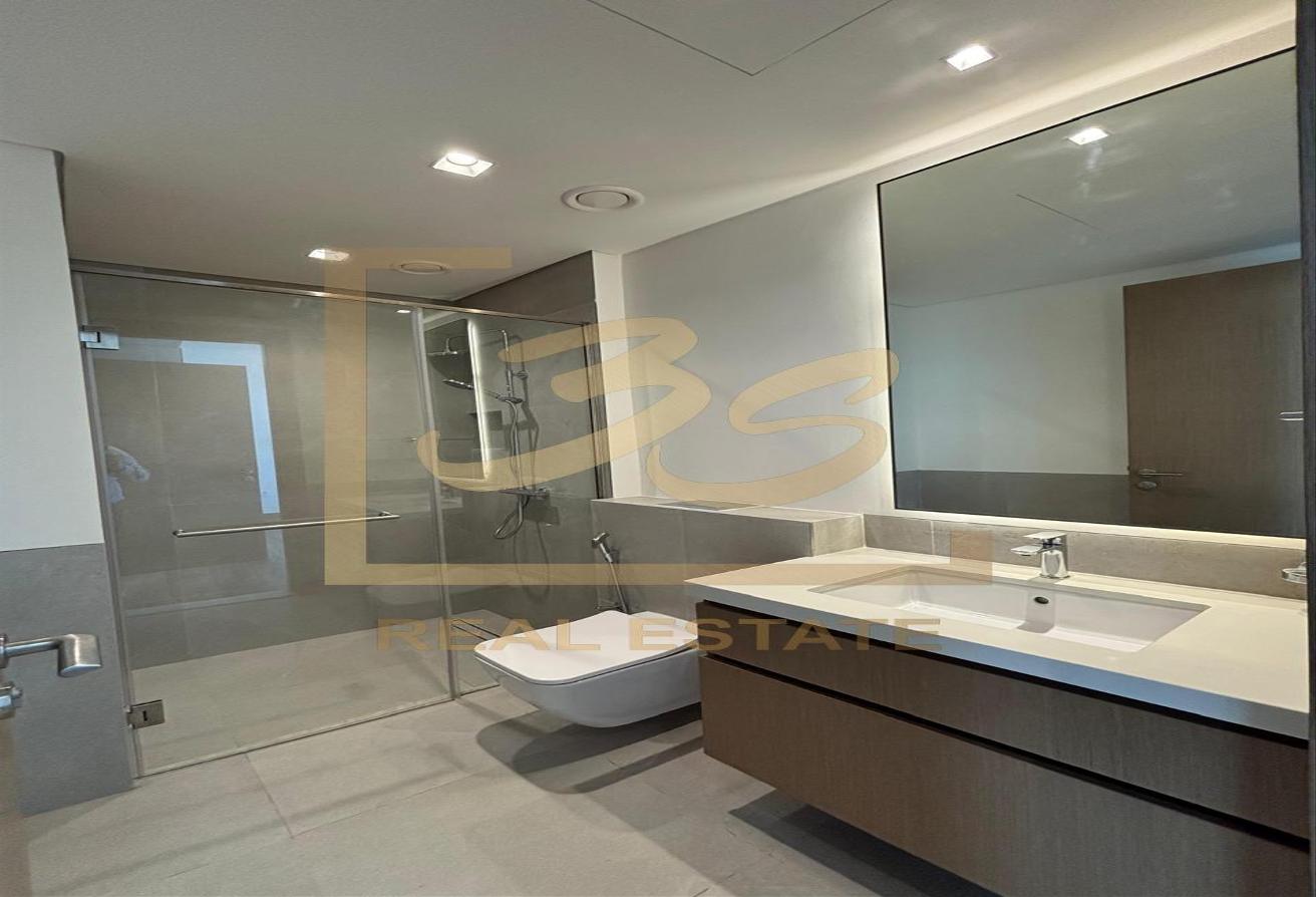 LUXURY 5BR VILLA | SPACIOUS | READY TO MOVE photo 13