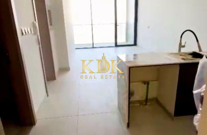 Apartment - 1 Bedroom - 2 Bathrooms for rent in Amal Tower - Dubai Sports City - Dubai