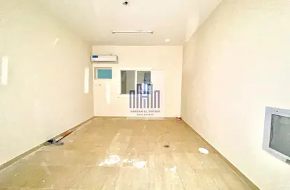 Apartment - Studio - 1 Bathroom for rent in Fire Station Road - Muwaileh - Sharjah Apartment - Studio - 1 Bathroom for rent in Fire Station Road - Muwaileh - Sharjah