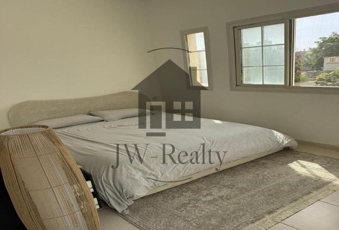 82811666 - Property Main Image