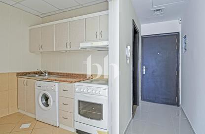 Apartment - Studio - 1 Bathroom for rent in Lake City Tower - JLT Cluster D - Jumeirah Lake Towers - Dubai