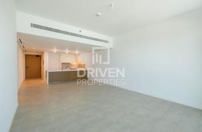 Apartment - 2 - 3 for rent in La Vie - Jumeirah Beach Residence - Dubai