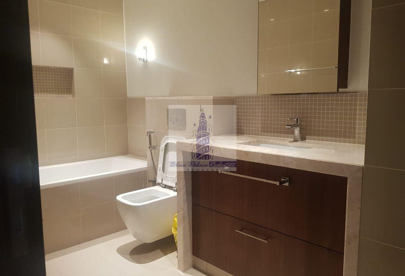 Three Bedroom Burj view High floor unfurnished photo 8