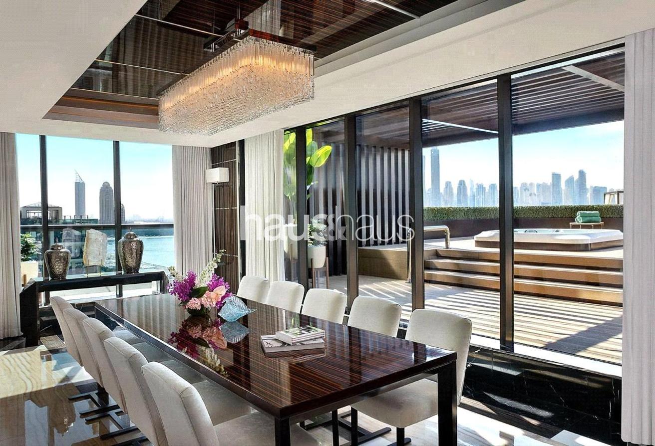 Presidential Suite | Bills and Service Included photo 5