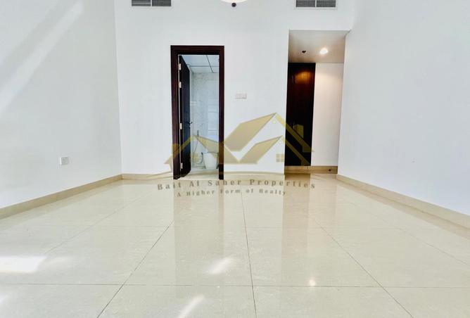 58584217 - Property Image 2