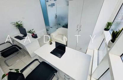 Office Space - Studio - 1 Bathroom for rent in Al Fajer Complex - Oud Metha - Bur Dubai - Dubai